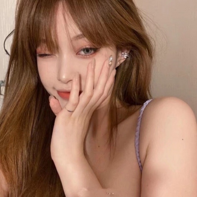 热门真人女生头像合集 19张高清图分享