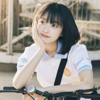 9张清新文艺清纯女生微信头像 氛围感拉满