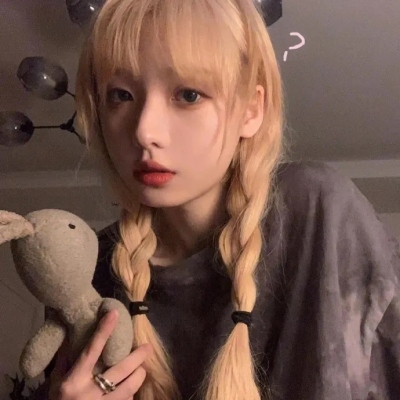 超火的女生个性头像合集，一共8张高清图