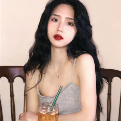 16张干净温柔又小众的ins风女生头像