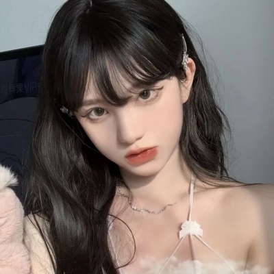 13张氛围感拉满的小众女生网图头像