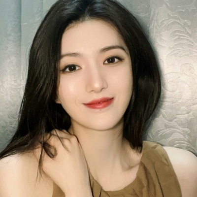 11张真人女生微信头像合集 氛围感拉满超适合当头像