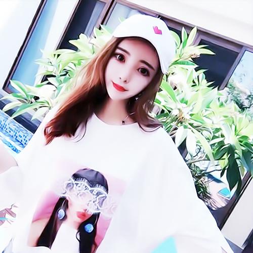 最新女生微信头像合集 一共12张美女头像