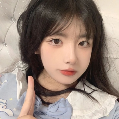 17岁少女感真人头像合集！10张青春感拉满的女生头像