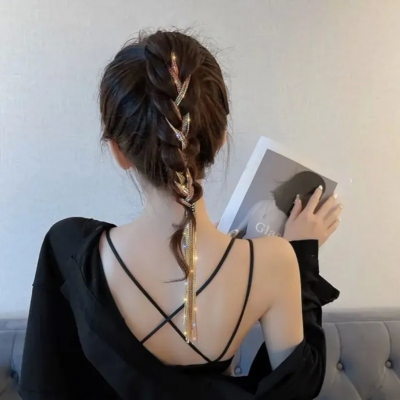 20张氛围感拉满！高级质感时尚女生头像合集