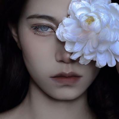 7张女生御姐性冷淡风简约头像上新啦