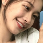 适合网恋用的超真实女生头像（13张）