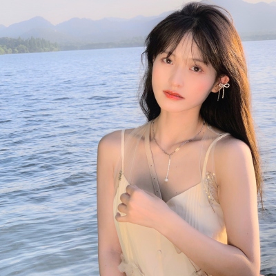 超治愈干净气质少女头像 13张合集