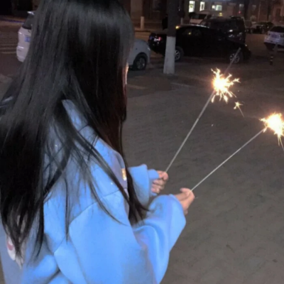 超有质感！不是网图的ins风女生头像合集（16张）