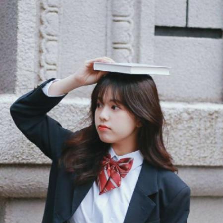 女生小清新高清真人头像合集 共20张