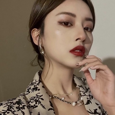 精选女生高质量头像合集，9张好看款直接存