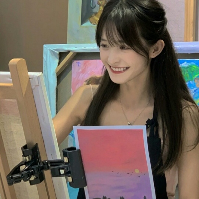 6张同款甜美女生头像 同一个女孩的多组照片