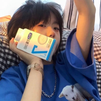 新版18岁左右真人女生头像 共17张可自取