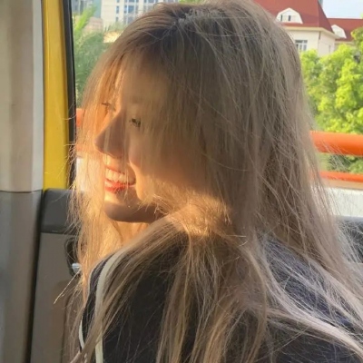 超火个性女生头像合集 共18张