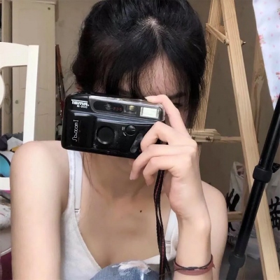 19张氛围感拉满的真人女生头像合集