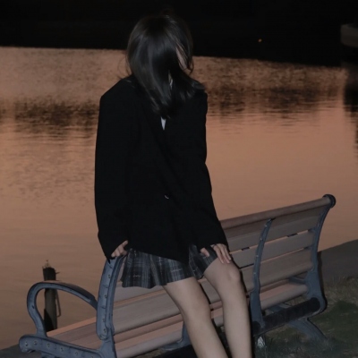 最新18张超好看的网图女生头像合集