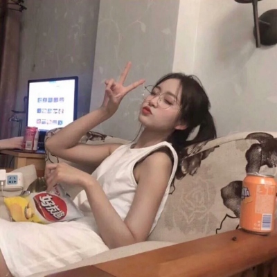 13张超有个性的女生真人头像实拍图