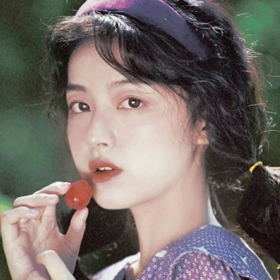 5月超治愈圆脸女生真人头像合集 20张直接存