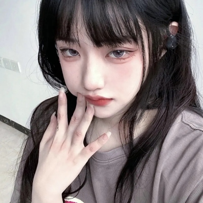 新款少女感女生真人微信头像 共9张
