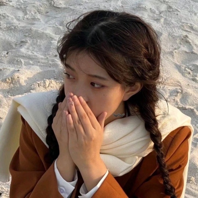 17张ins风高级质感文艺女头像合集 优质女生头像素材