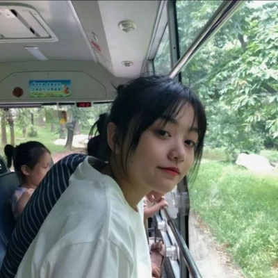 小红书热门！20张女生可爱小清新真人头像分享