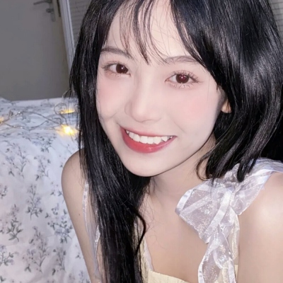 女生真人微信头像合集 共10张最新款