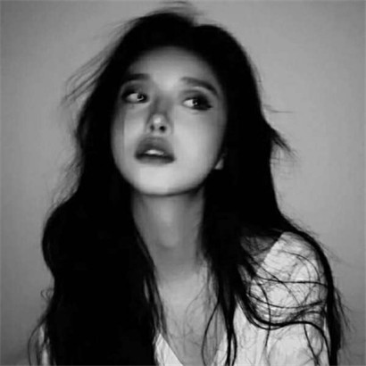 超火的女生伤心头像 一共12张