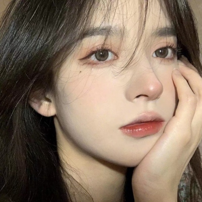 17张ins风高级质感文艺女头像合集 优质女生头像素材