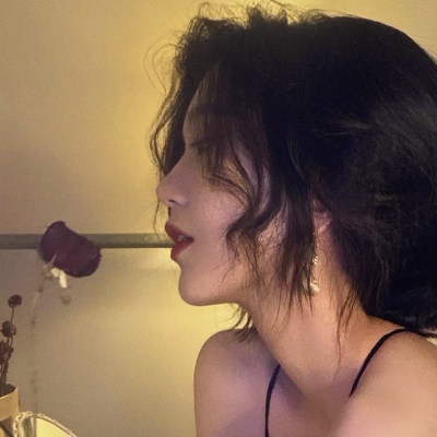 10张又酷又潮的女生头像合集来了