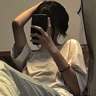 16张清新ins风女生头像合集 氛围感拉满