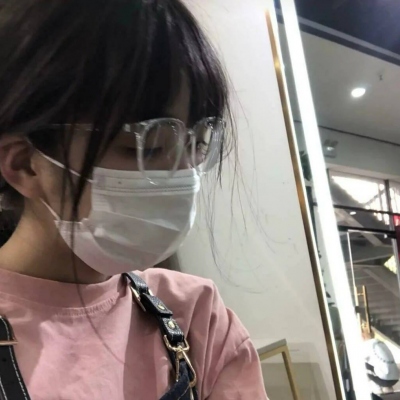 女生真人高清好看头像网图 共16张