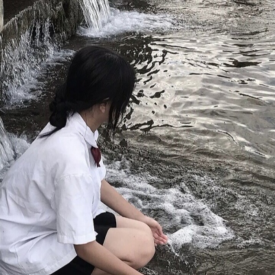 19张超好看的ins风不露脸真人女生头像合集