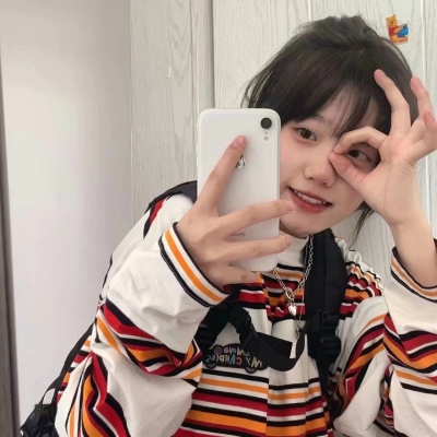 全网超火真人女生头像来啦！15张好看的图直接抱走