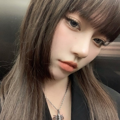 9张ins高级质感真人女生头像 好看的小姐姐头像合集