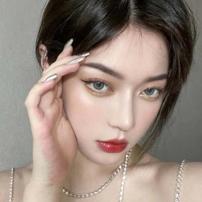 12张超好看的真人女生头像合集 颜值拉满的女头图集