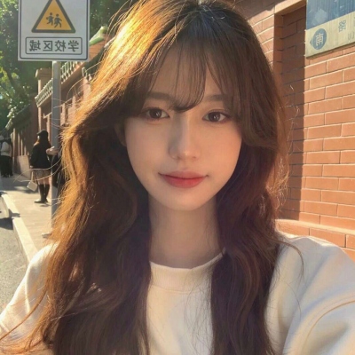 5月氛围感拉满的女生头像合集来了，15张美照直接惊艳朋友圈