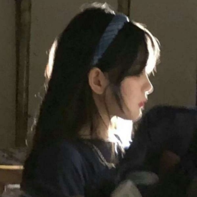 17张真人高冷御姐头像合集 氛围感拉满