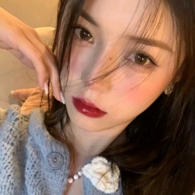 12张超有气质的惊艳女生头像来啦