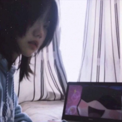 15张氛围感拉满的女生复古质感高清头像