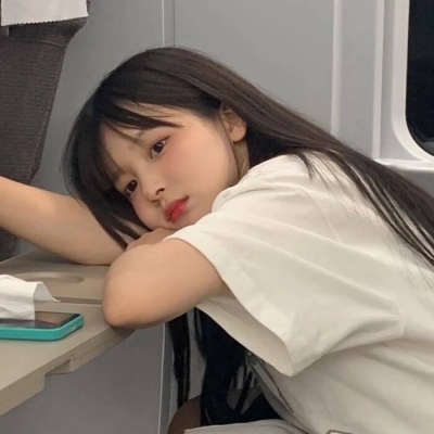 爆火的真人仙气女生头像，14张高清图直接存