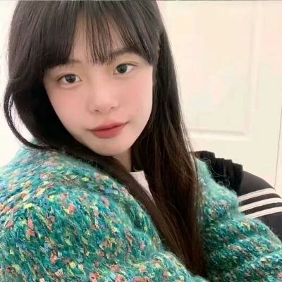 超火女生快手头像合集 整整9张