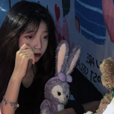 4月知乎精选小众宝藏女生头像 30张整理好啦