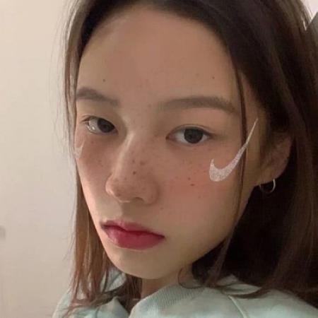 超好看的微信御姐头像 一共12张高清图