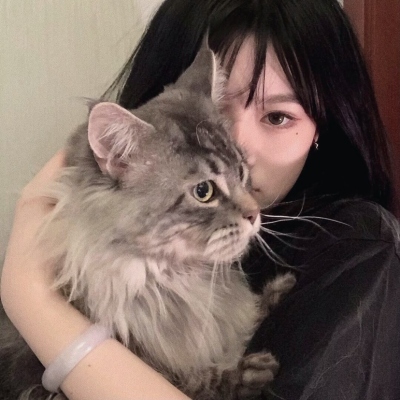 超火女生高清头像合集 共19张