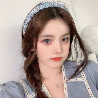 12张青春活力女生真人头像 快存来换头像啦