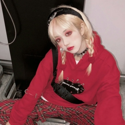 13张超有个性的女生真人头像实拍图