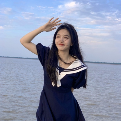 16张干净温柔又小众的ins风女生头像