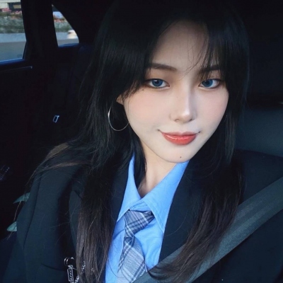 12张超好看的真人女生头像合集 颜值拉满的女头图集