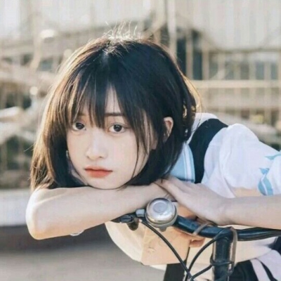 9张清新文艺清纯女生微信头像 氛围感拉满