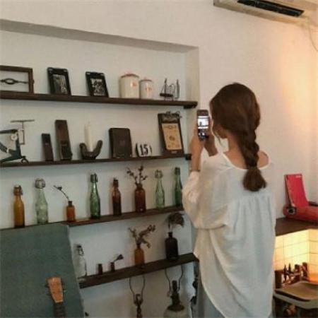 超火女生微信背影头像 12张高清图合集